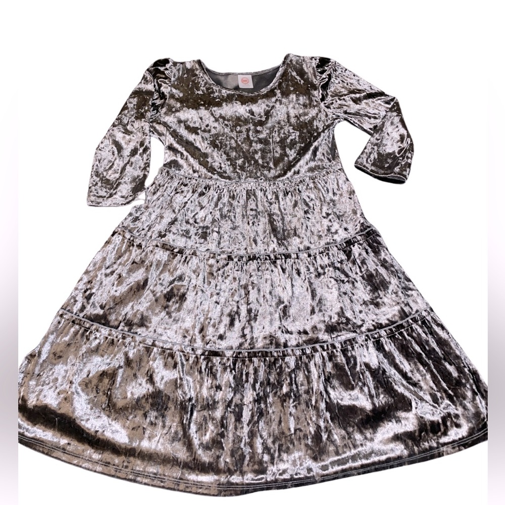 Super cute Grey dress!